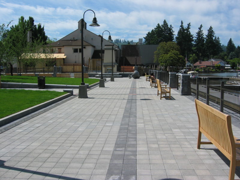 Sundeleaf Plaza